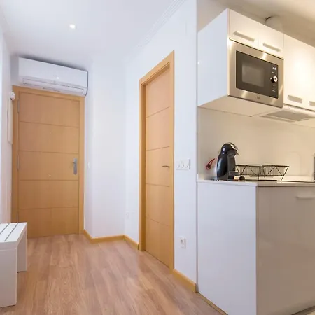 Ele San Justo Plaza アパート *