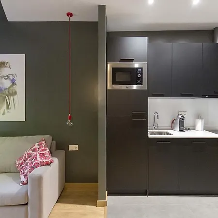 Ele San Justo Plaza *