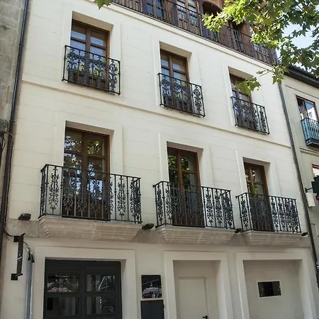 Ele San Justo Plaza Apartment *