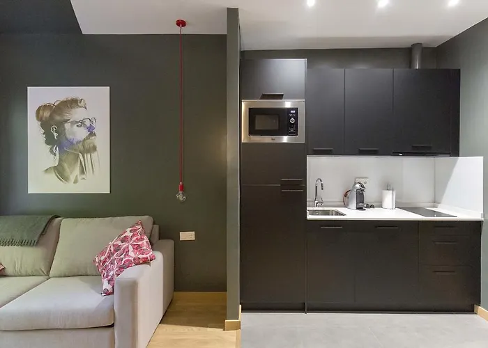 Ele San Justo Plaza *